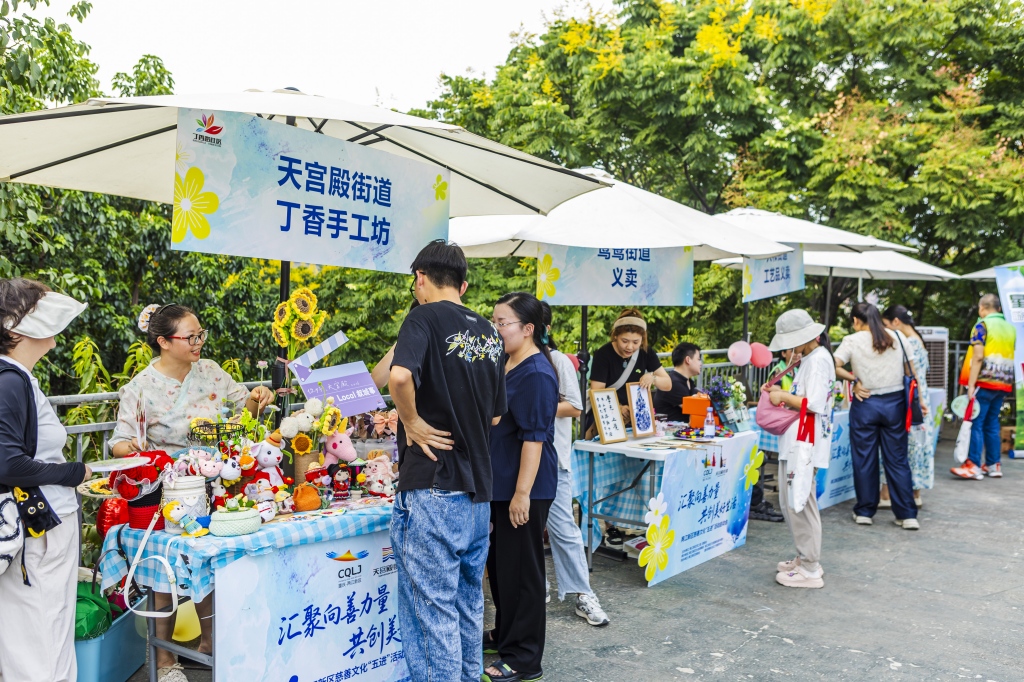 1757303962437935.jpg 05.jpg